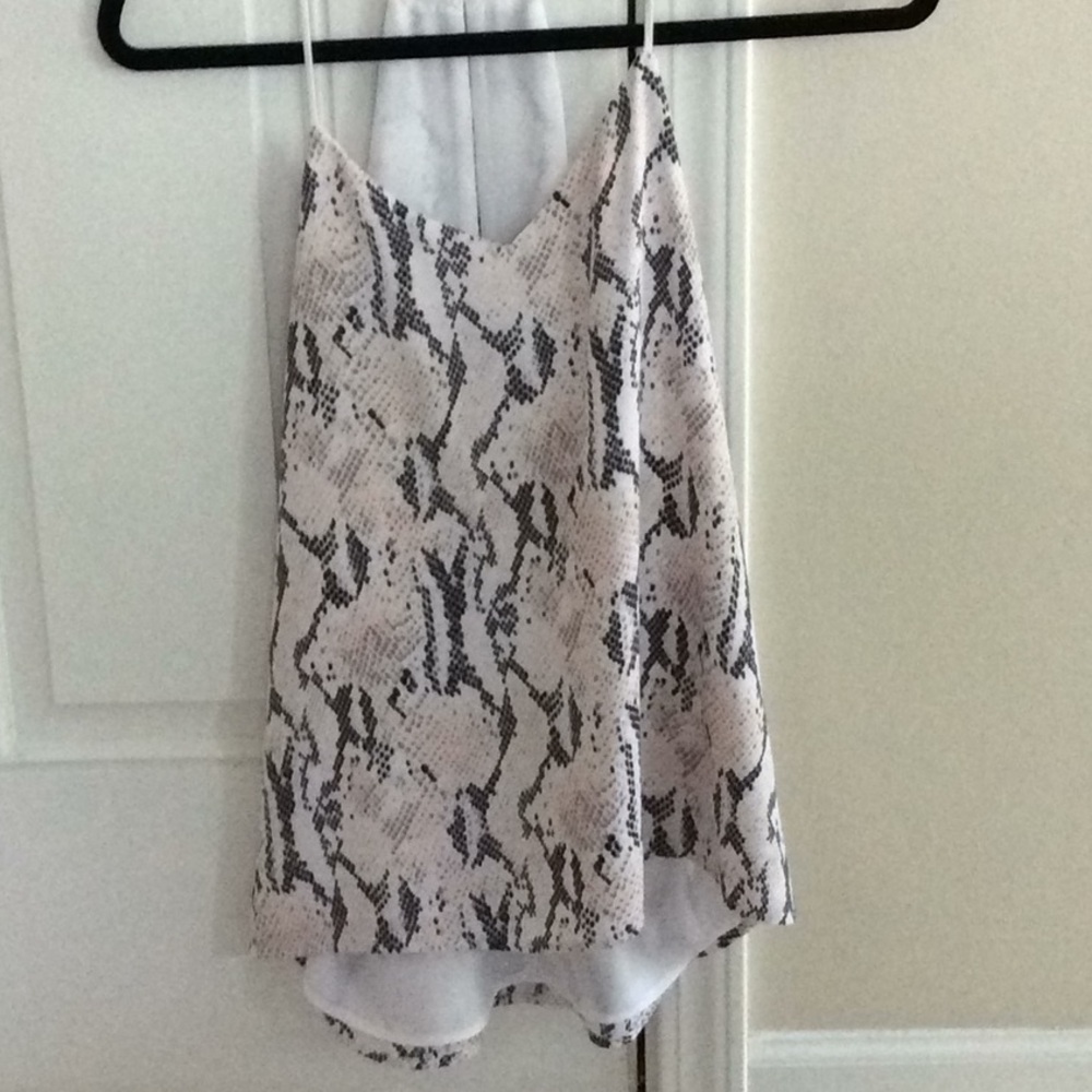 Super cute Express tank